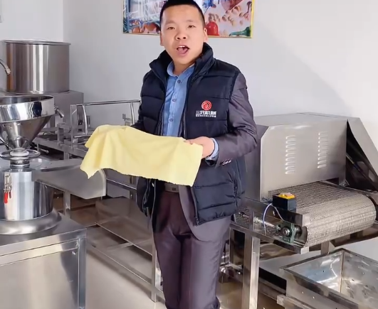 豆皮机助力创业路