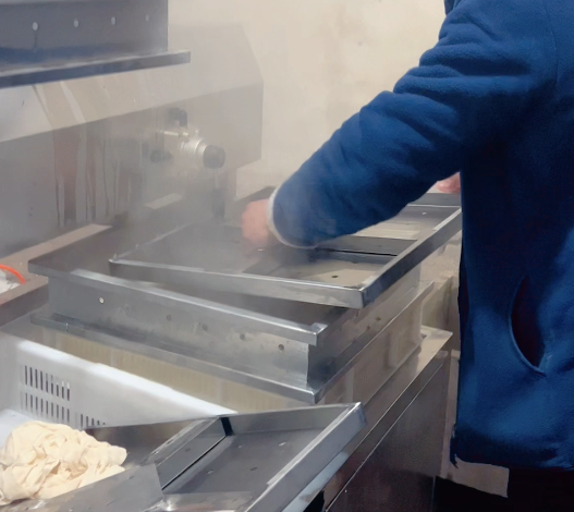 豆贵妃豆腐机怎么操作