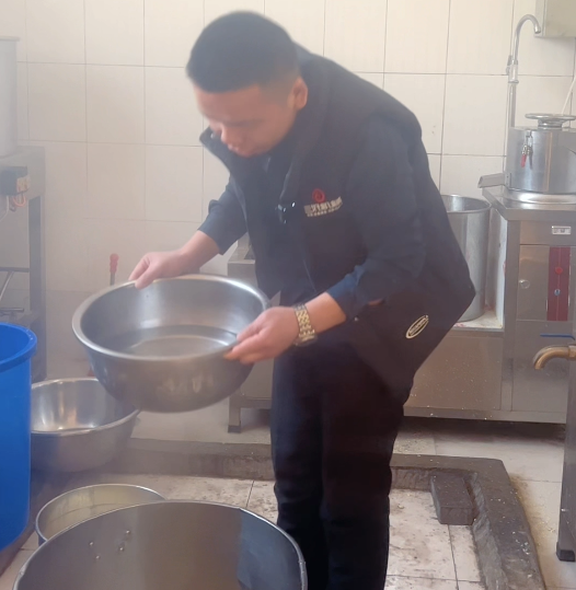 豆贵妃豆腐机怎么点浆