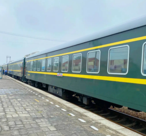 坐车前往豆贵妃