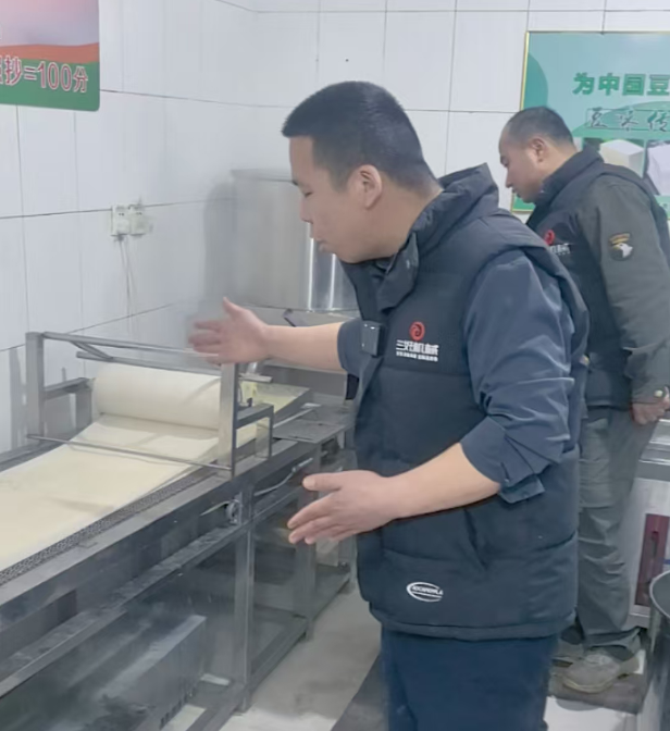 豆皮机操作方法和流程视频