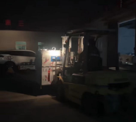 豆贵妃豆腐机装车发货